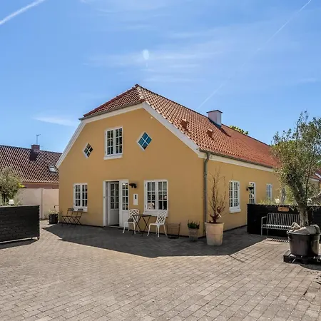Leilighet Viivi - 900m From The Sea By Interhome
